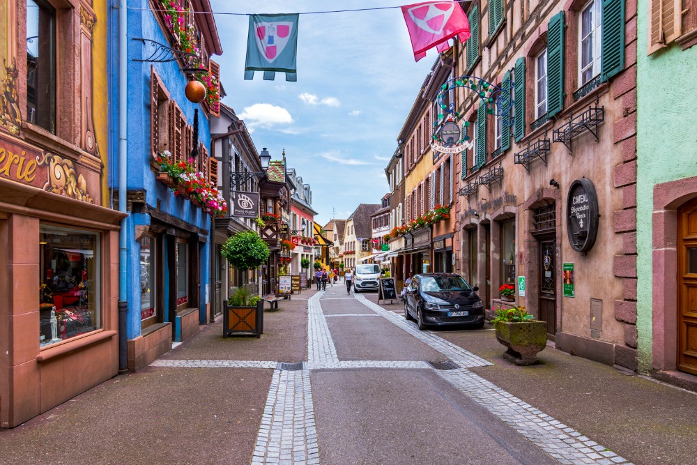 small towns to visit in northern france