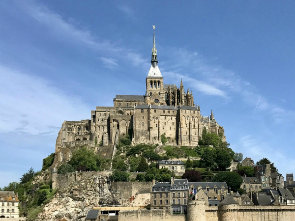 8 Great Places to Visit in Normandy, France