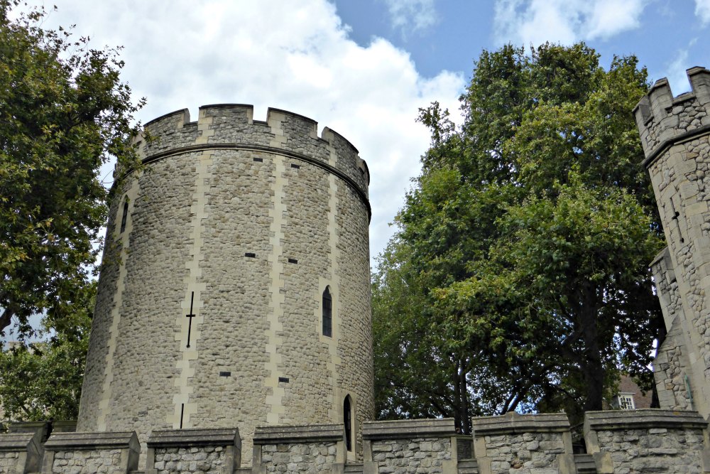 how much to visit tower of london