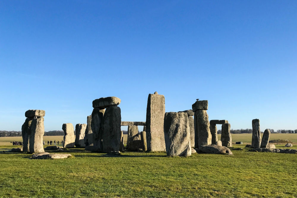 Day Trips from London - Stonehenge (A World in Reach)