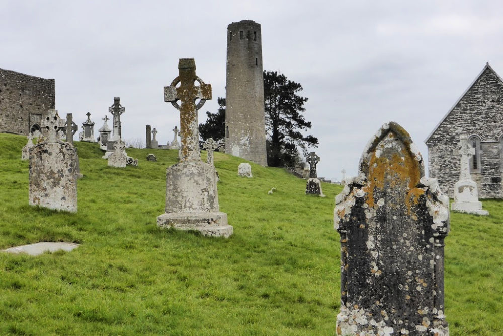 Ireland Road Trip Itinerary - Clonmacnoise