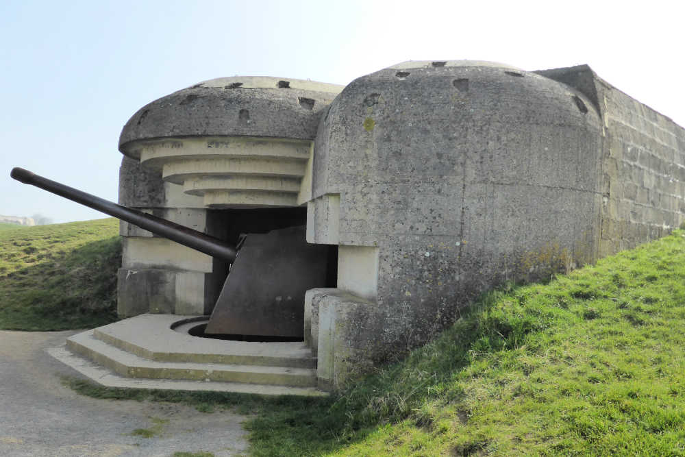Normandy Batteries Longues-Sur-Mer Battery