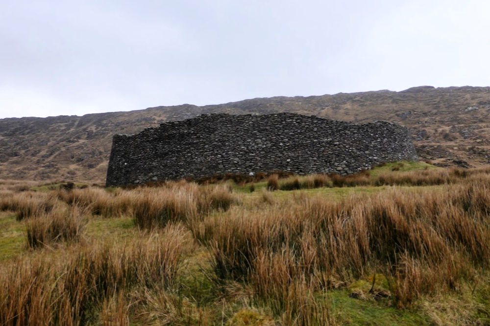 Stone Forts on the Ring of Kerry and Dingle Peninsula - Staigue Stone Fort