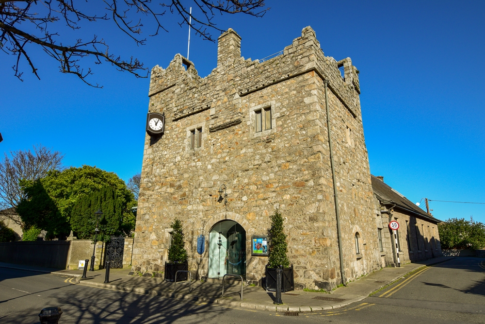 Things to Do in Dublin - Dalkey Castle (Carpe Diem Eire)