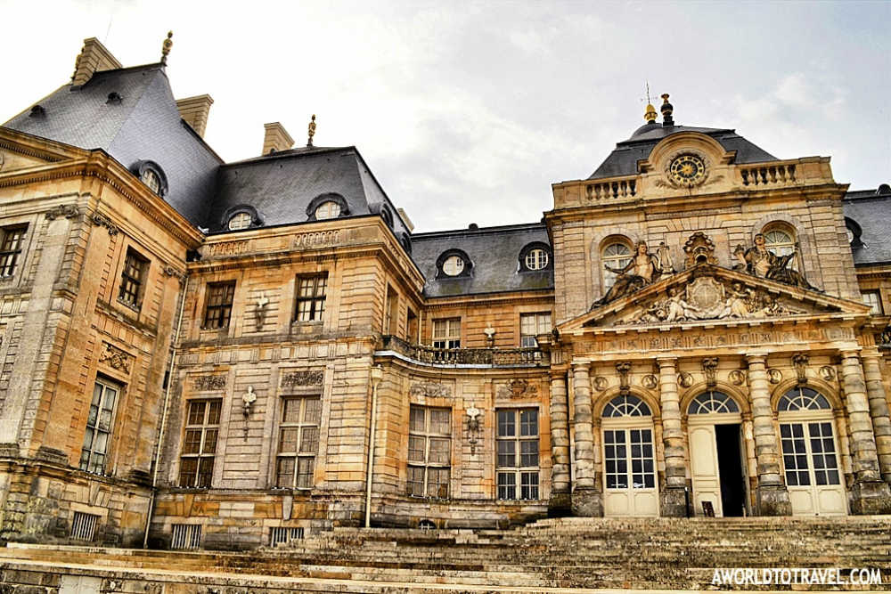 Castles in France Chateau vaux le vicomte (A World to Travel)