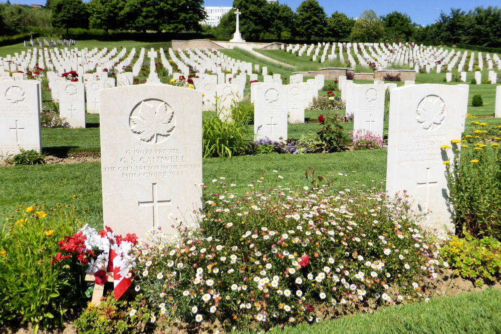 Design and Structure of Commonwealth War Cemeteries - Ancona, Italy