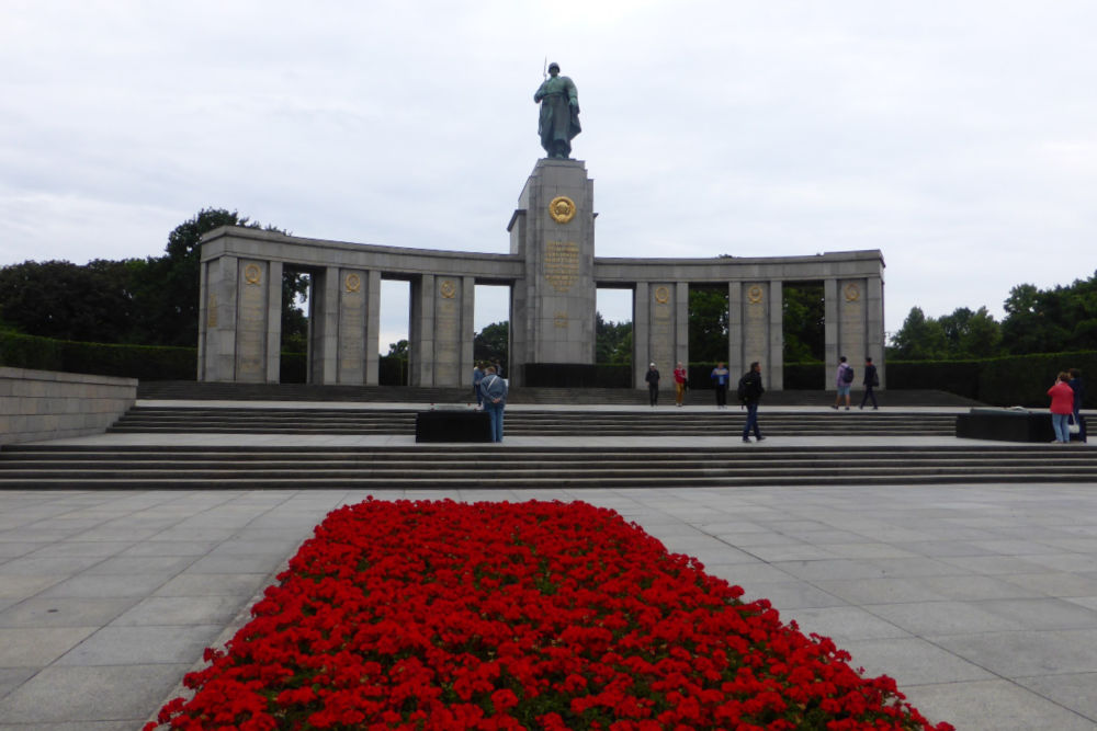 Things to Do in Berlin - Soviet War Memorial in Tiergarten