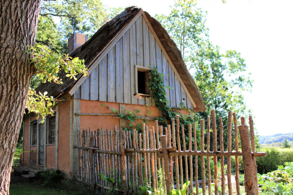 Guide to Visiting the Annapolis Royal Historic Gardens - Acadian House