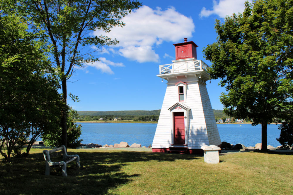 Lighthouses to Visit in Bay of Fundy and Annapolis Valley Region - Annapolis Lighthouse