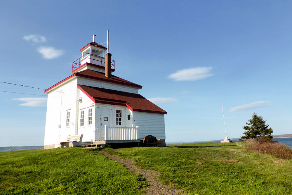 Lighthouses to Visit in Bay of Fundy and Annapolis Valley Region - Gilbert's Cove Lighthouse