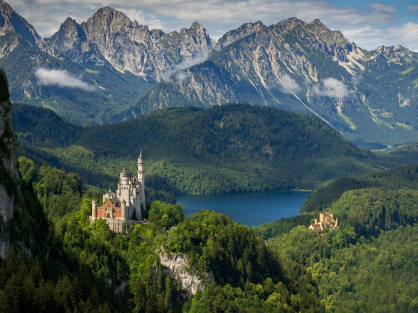 Beautiful and Historic Castles to Visit in Germany Thumbnail