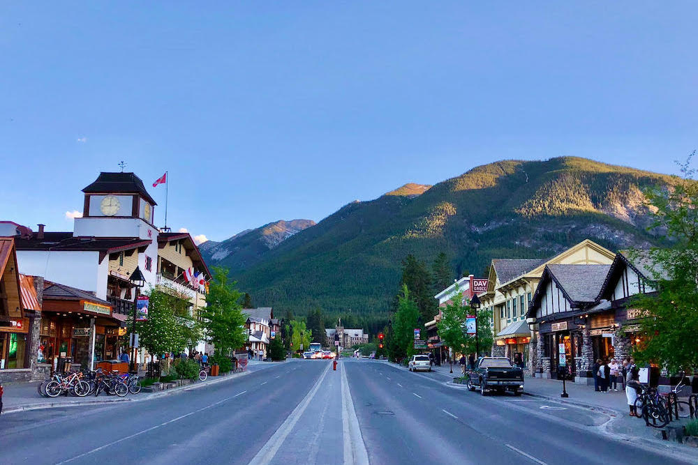 Weekend Getaways in Canada - Banff, AB (Hannah Henderson Travel)