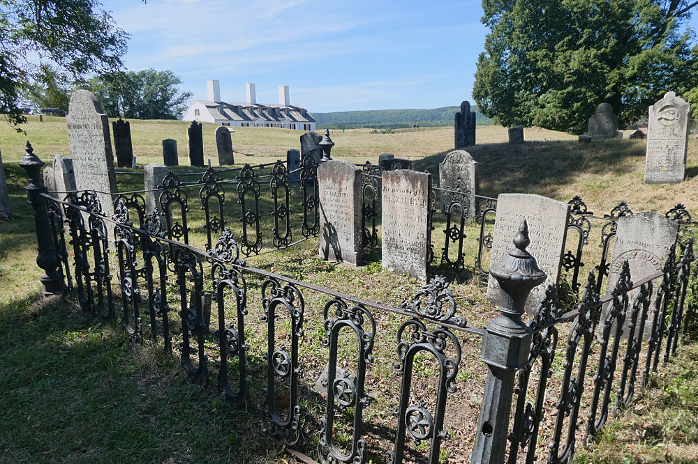 Weekend in Annapolis Royal, NS - Graveyard Tour