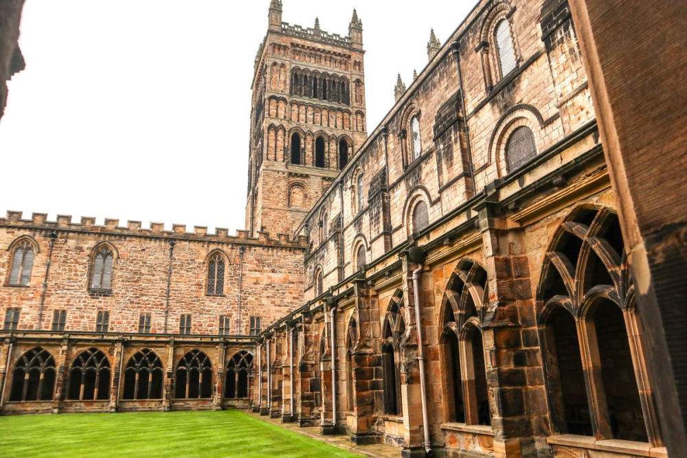 UNESCO World Heritage Sites in England - Durham Cathedral (Grey Globetrotters)